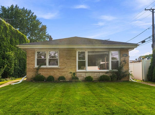 8344 Kedvale Avenue, Skokie, IL 60076