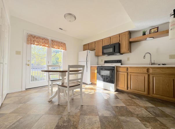 644 E Sherwood Hills Drive, Bloomington, IN 47401