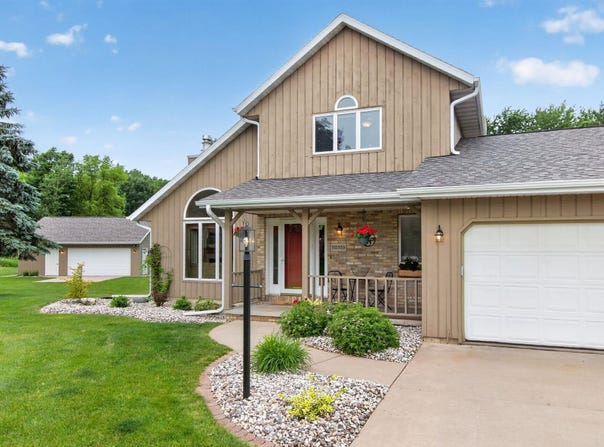 N2935 VALLEY VIEW Drive, HORTONVILLE, WI 54944