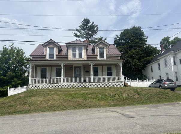 22 River Street, Dover-Foxcroft, ME 04426