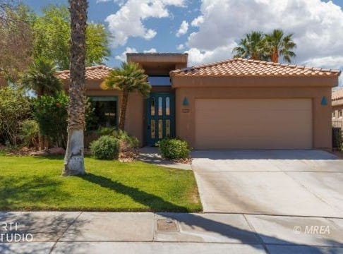 250 Pinnacle Ct, Mesquite, NV 89027