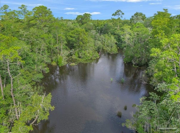 Knight St, Bagdad, FL 32570