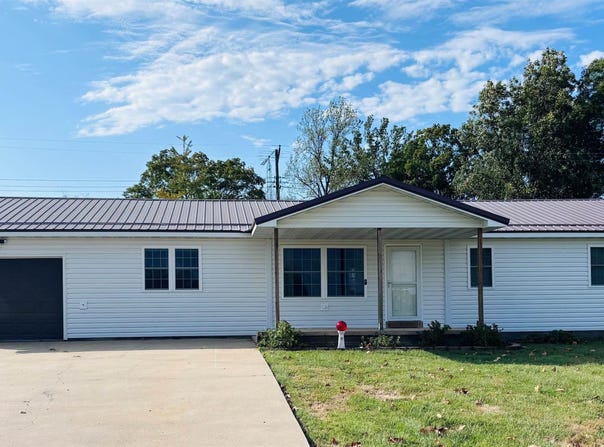 210 Crescent Drive, Lincoln, MO 65338
