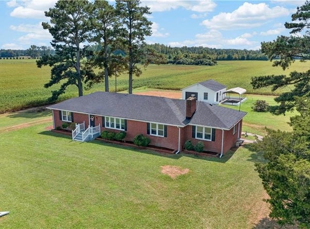8469 Gates Road, Suffolk, VA 23437