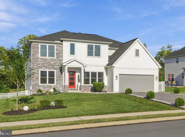 4 REIN Drive, STEVENS, PA 17578