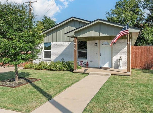 614 W 3rd Street, McGregor, TX 76657