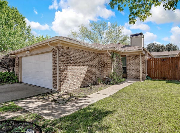 1726 Magnolia Lane, Euless, TX 76039