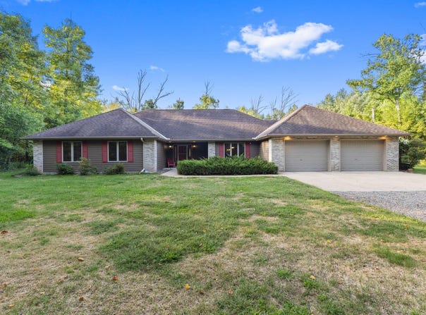 7995 Trappers Turn, Onamia, MN 56359