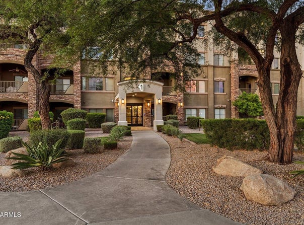 5450 E DEER VALLEY Drive, Phoenix, AZ 85054