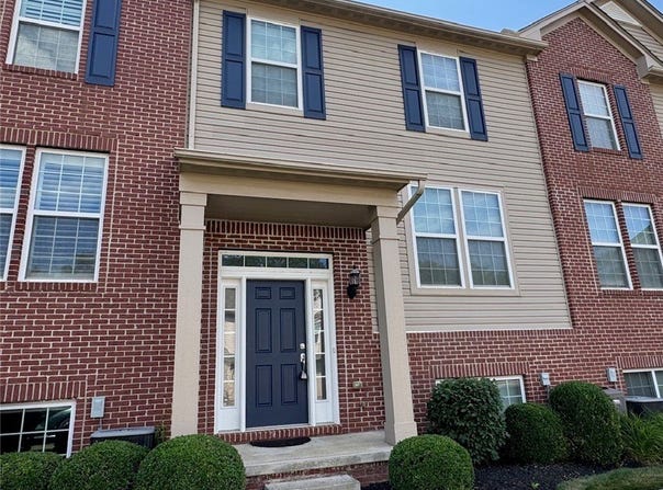 393 Caleb Drive, Akron, OH 44321