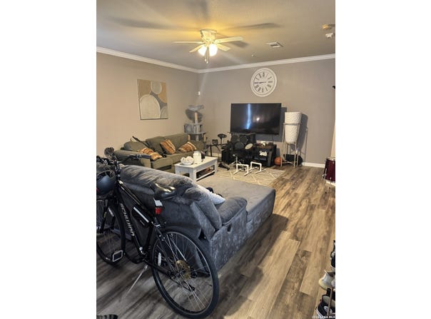 6160 Eckhert, San Antonio, TX 78240