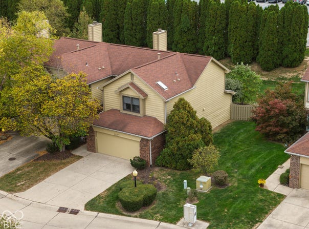 8127 Farmhurst Lane, Indianapolis, IN 46236