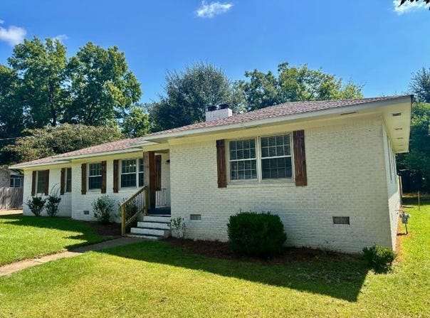 706 Vassar Dr, Tupelo, MS 38801
