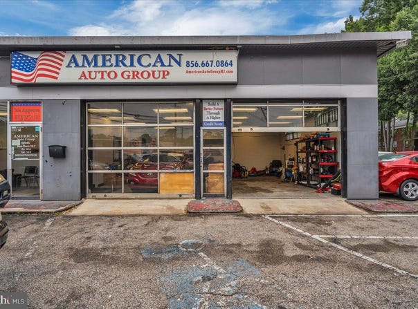 483 ROUTE 38 W, MAPLE SHADE, NJ 08052
