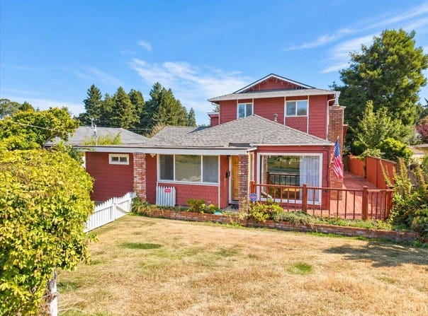 3329 M Street, Eureka, CA 95503