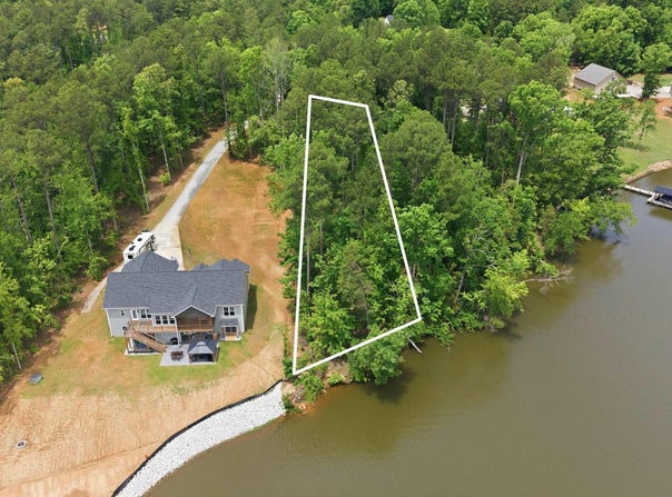 80 E Commodore Drive, Cross Hill, SC 29332