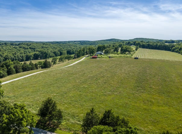 Cleveland Road, Houston, MO 65483