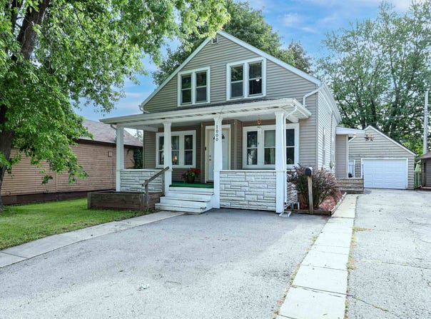 1000 LAWE Street, KAUKAUNA, WI 54130
