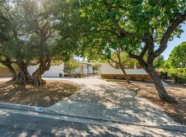 11 Branding Iron, Rolling Hills Estates, CA 90274