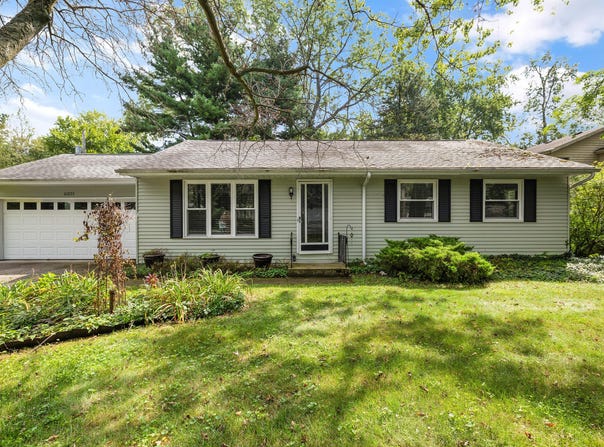 61255 Cass, Cassopolis, MI 49031