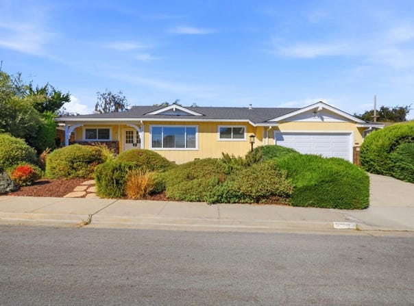 131 Woodcrest PL, SANTA CRUZ, CA 95065