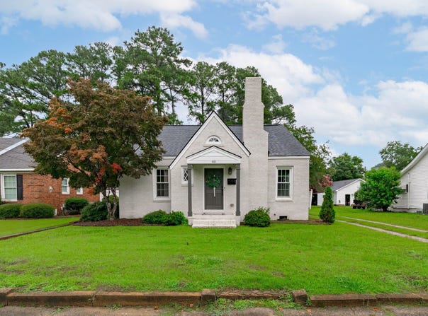 602 W Main Street, Benson, NC 27504