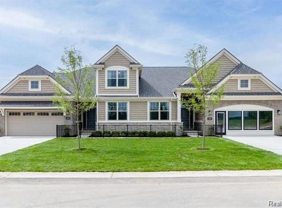 3911 Chatham Place, Brighton Twp, MI 48114