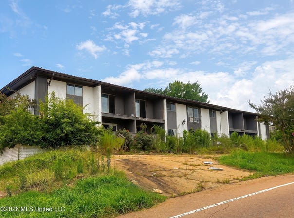 2655 Belvedere Drive, Jackson, MS 39212
