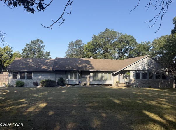 4267 County Lane 122, Carthage, MO 64836