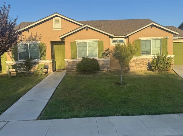 1527 Hume Lake Avenue, Corcoran, CA 93212