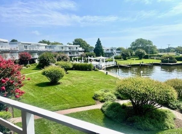 35 Library Avenue, Westhampton Beach, NY 11978