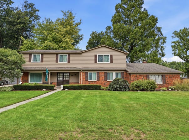 16759 Timberview Drive, Clinton Twp, MI 48036