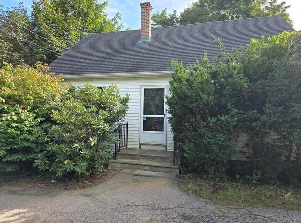 39 Potter Hill Road, Westerly, RI 02891