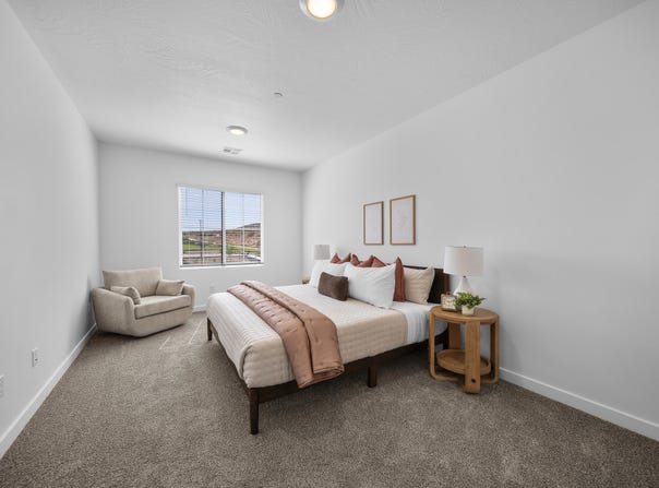 1716 S Viewcrest Dr, Washington, UT 84780