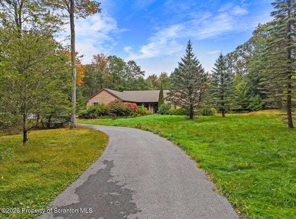 2273 Green Road, Tobyhanna, PA 18466
