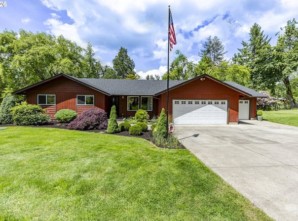 40211 DEERHORN Rd, Springfield, OR 97478
