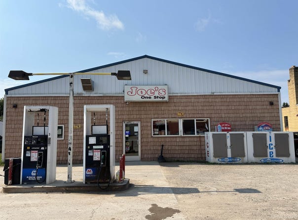 3963 W Maple Ridge 37th Road, Rock, MI 49880