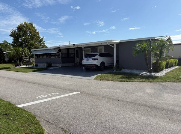 1465 Whisper Circle, Sebring, FL 33870
