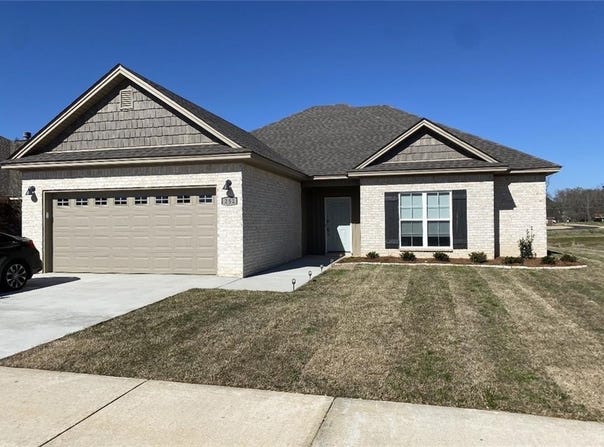 252 Country Club Drive, Wetumpka, AL 36092