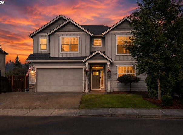 1680 NE GARDINER Dr, Estacada, OR 97023