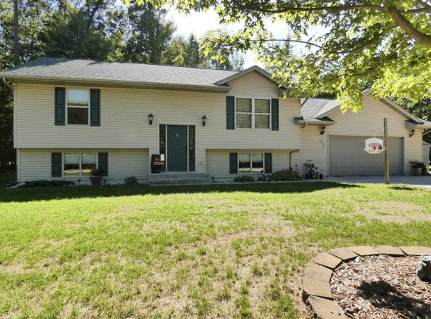 1333 KLOPPMAN Street, CRIVITZ, WI 54114