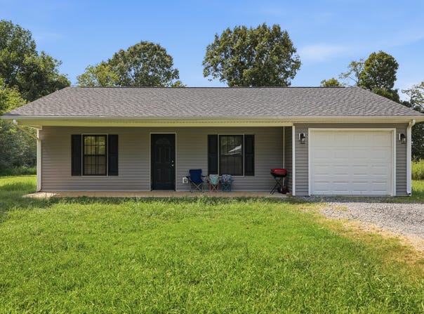 15 Co Rd 1138, Arlington, KY 42021