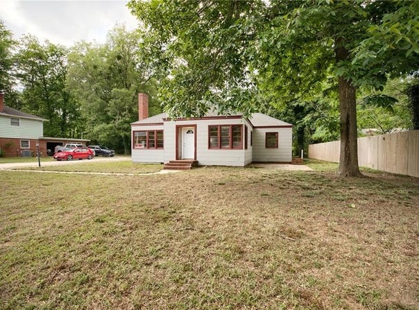 19100 Eltham Road, West Point, VA 23181