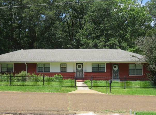 113 Cherry Street, Kosciusko, MS 39090