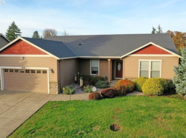1020 E 4TH St, Yamhill, OR 97148