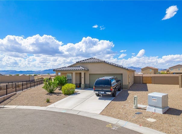 2167 E Cottonwood Creek Circle, Fort Mohave, AZ 86426