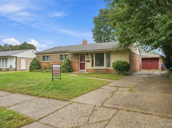 32416 Exeter Drive, Warren, MI 48092
