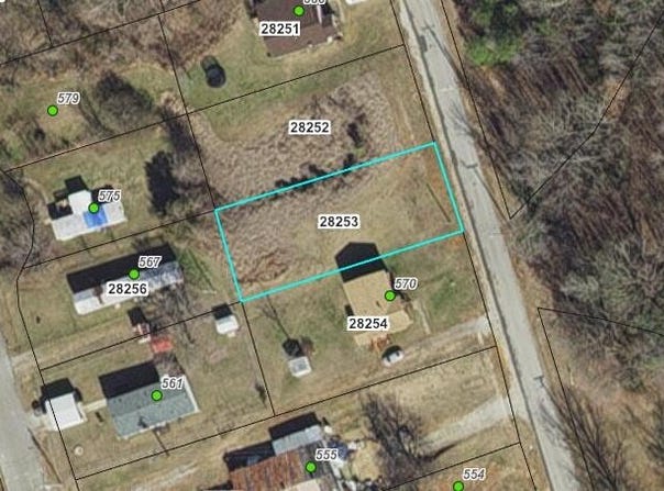 Endly Street lot: 3, Chase City, VA 23924
