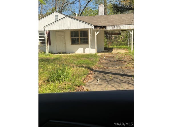 39 DAVIS Drive, Montgomery, AL 36105