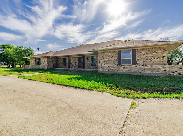 4320 Hickox Road, Rowlett, TX 75089